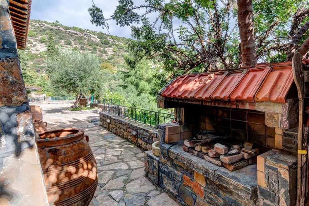 Photo of Outdoor in Prina