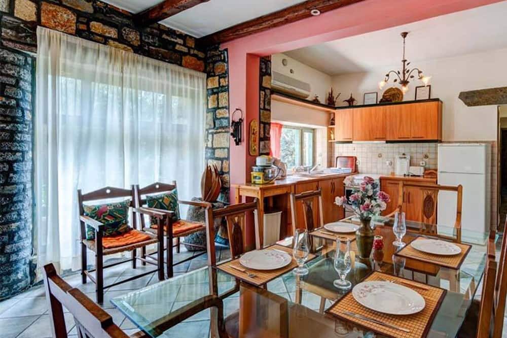 Photo of Kitchen in Prina