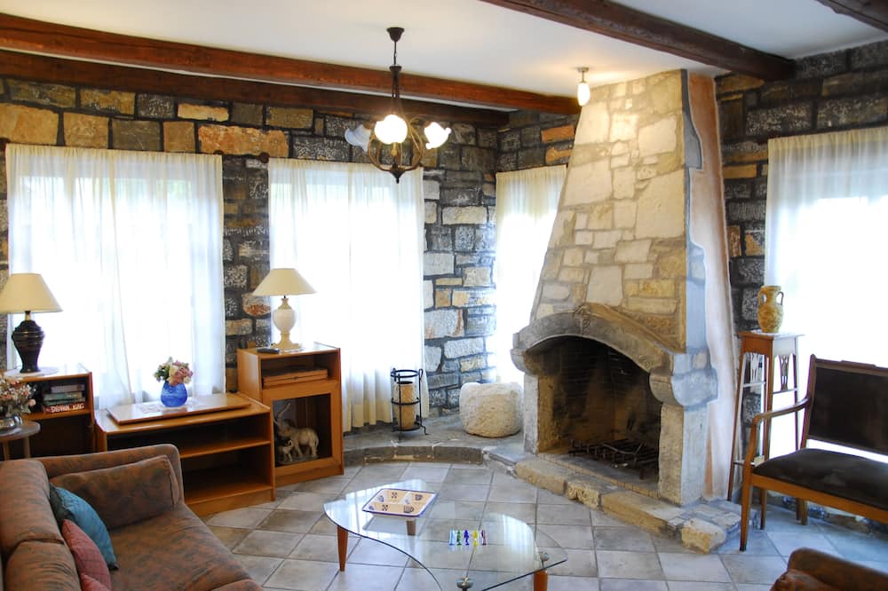 Photo of Livingroom in Prina