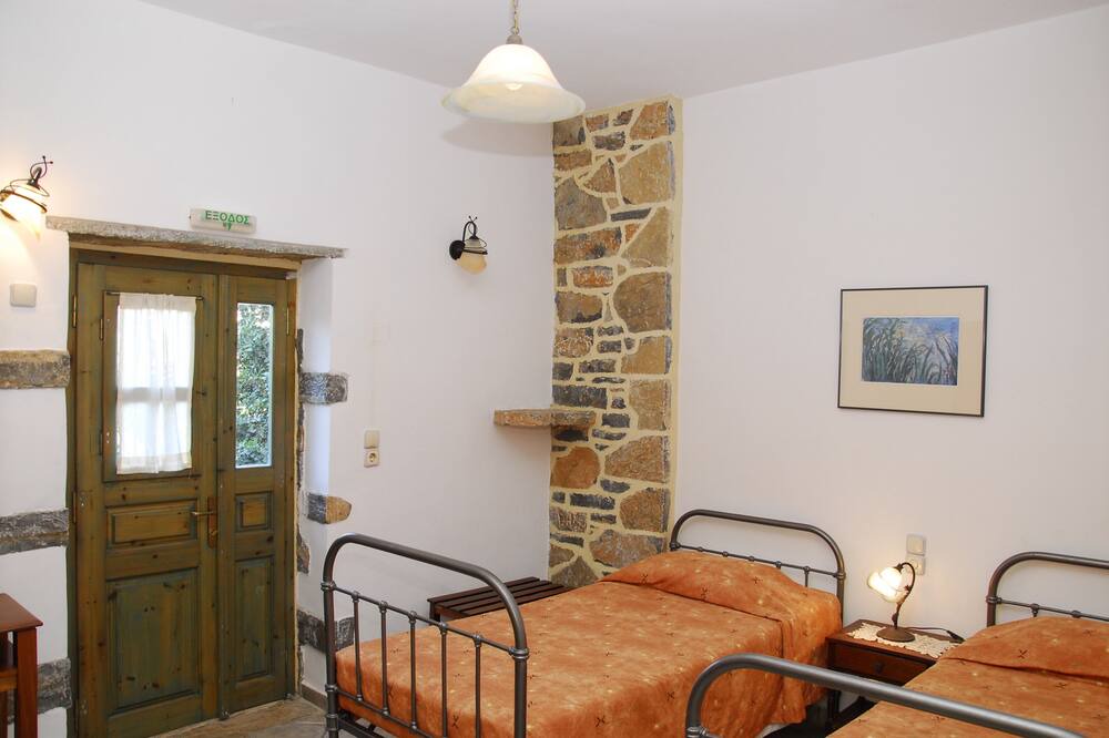 Photo of Bedroom in Prina