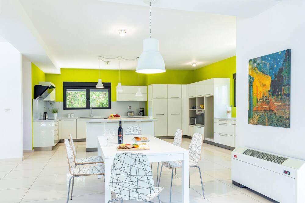 Photo of Kitchen in Kallithea