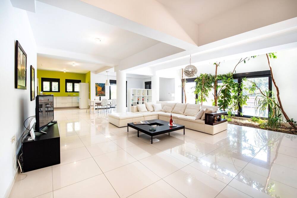 Photo of Livingroom in Kallithea