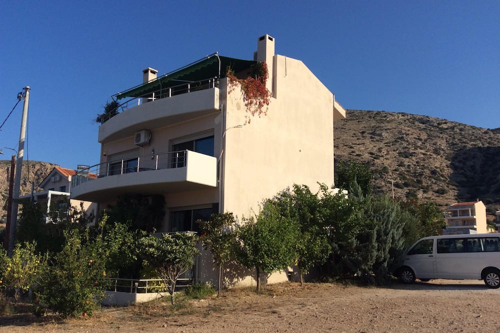 Photo of Outdoor in Charakas