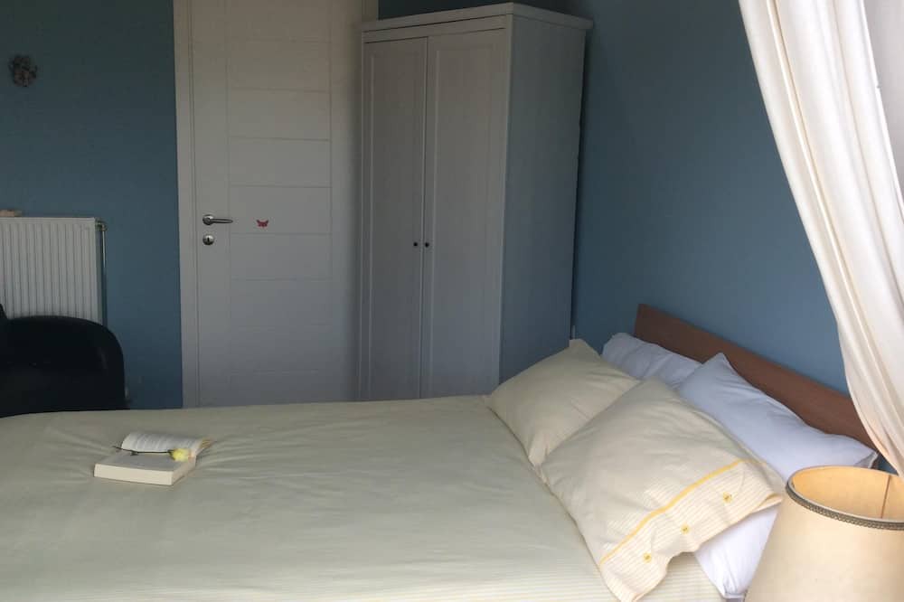Photo of Bedroom in Charakas