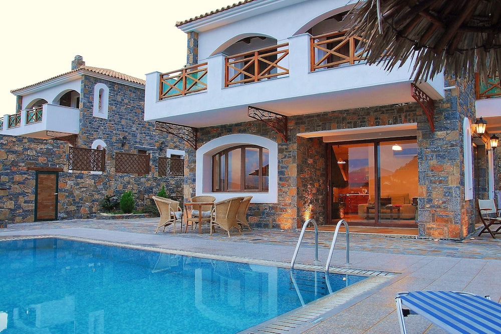 Photo of Outdoor in Prina