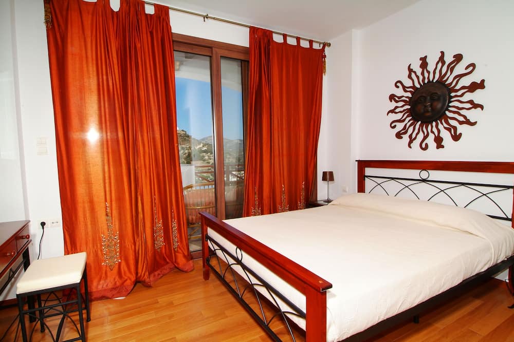 Photo of Bedroom in Prina