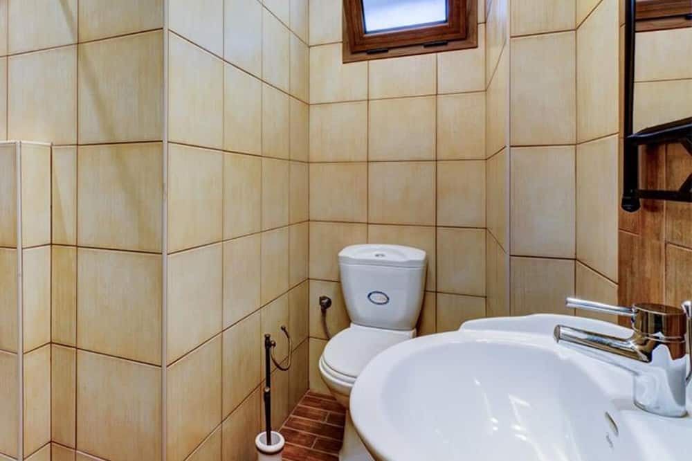 Photo of Bathroom in Prina