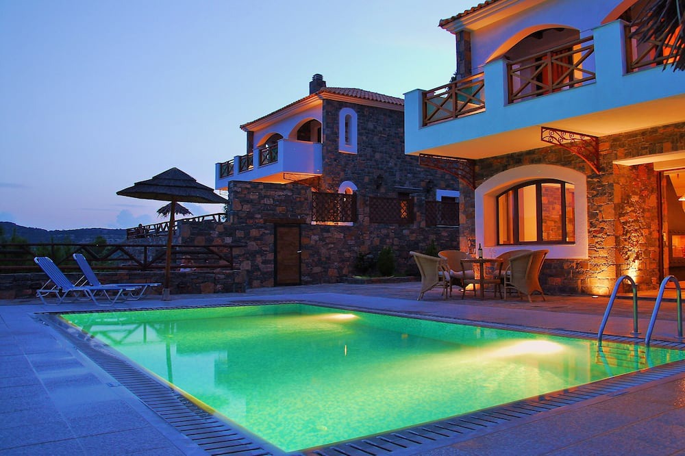 Photo of Outdoor in Prina
