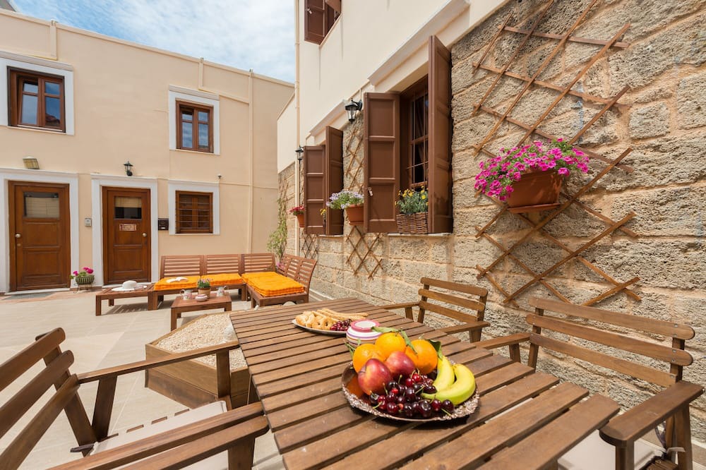 Photo of Patio Balcony in Rhodes Old Town