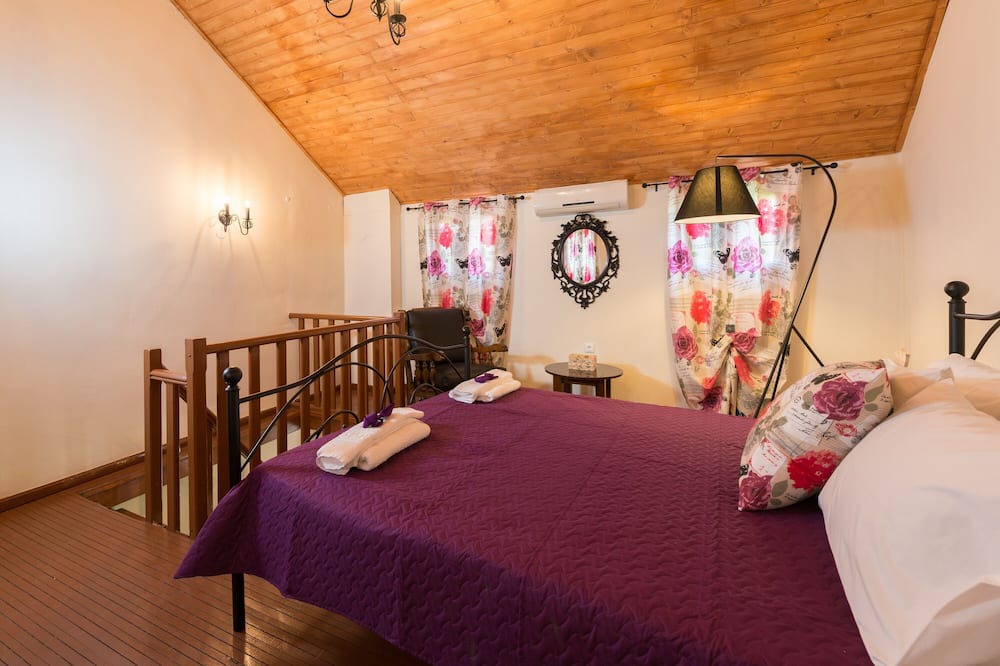 Photo of Bedroom in Rhodes Old Town
