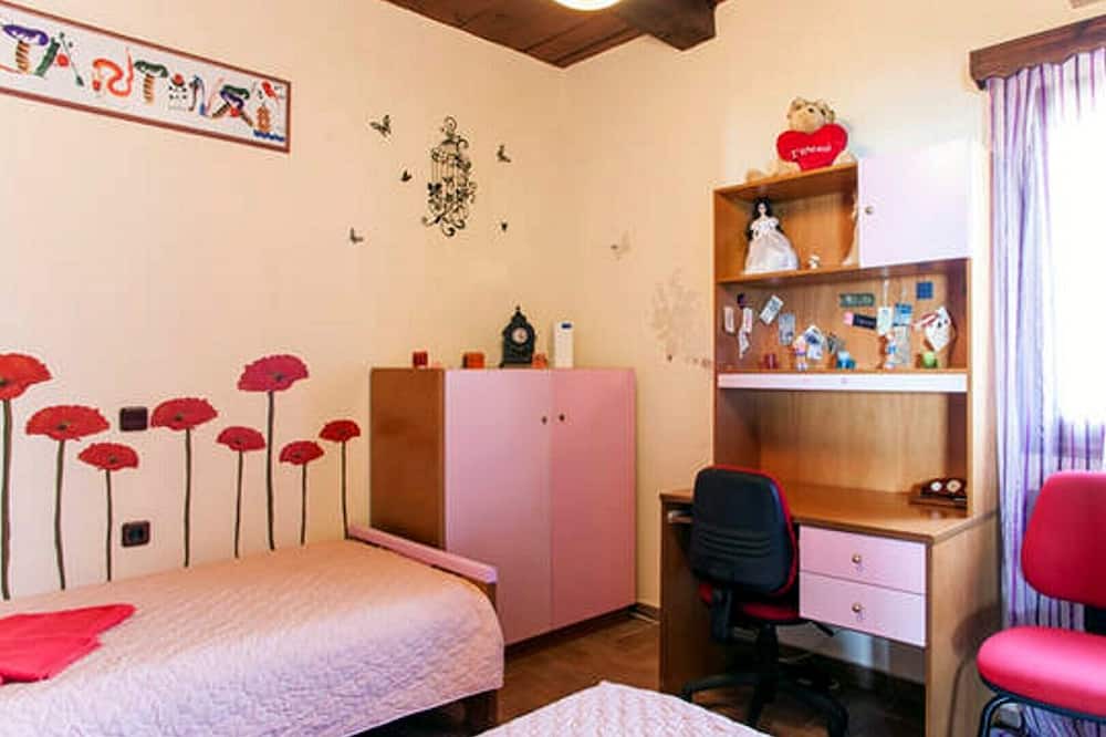 Photo of Bedroom in Nikos Kazantzakis
