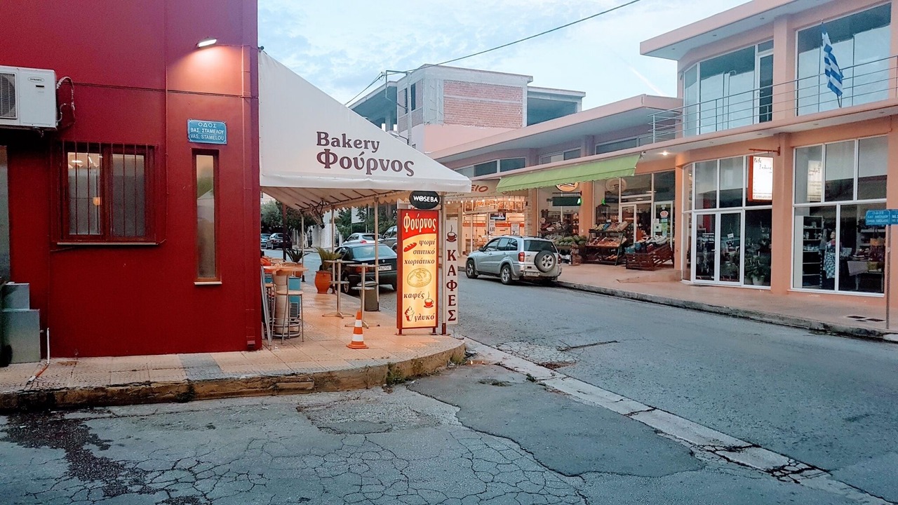 Photo of Buildings in Markopoulon