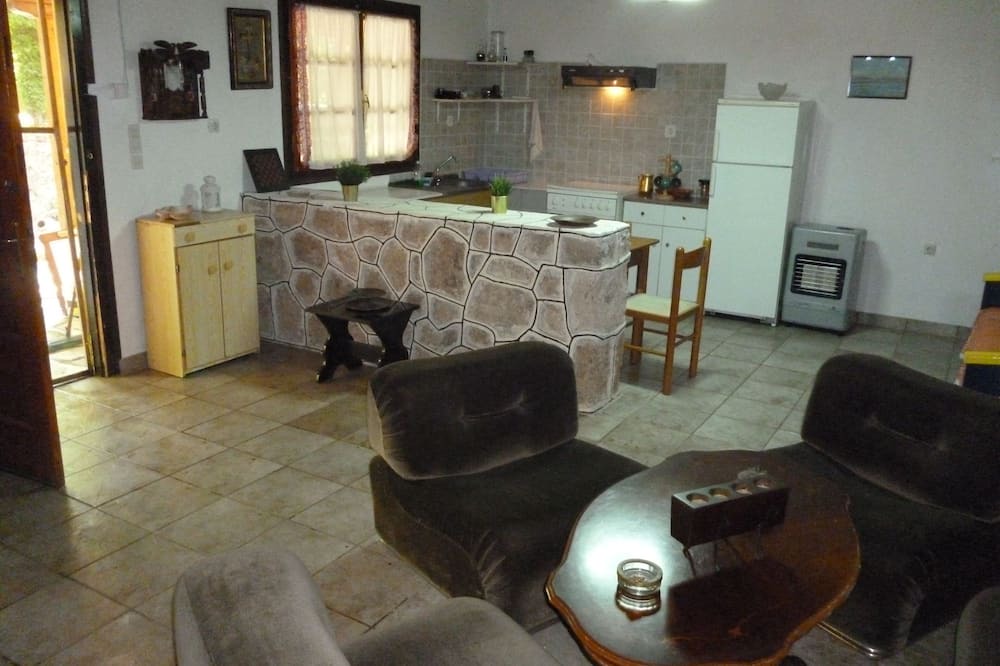 Photo of Livingroom in Seliana