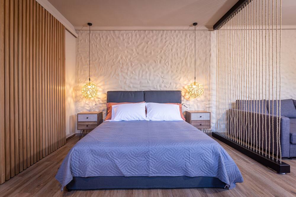 Photo of Bedroom in Ipsos
