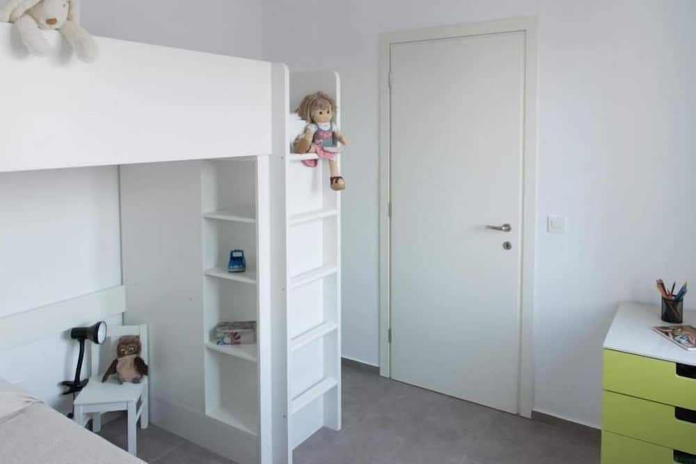 Photo of Bedroom in Plakalona