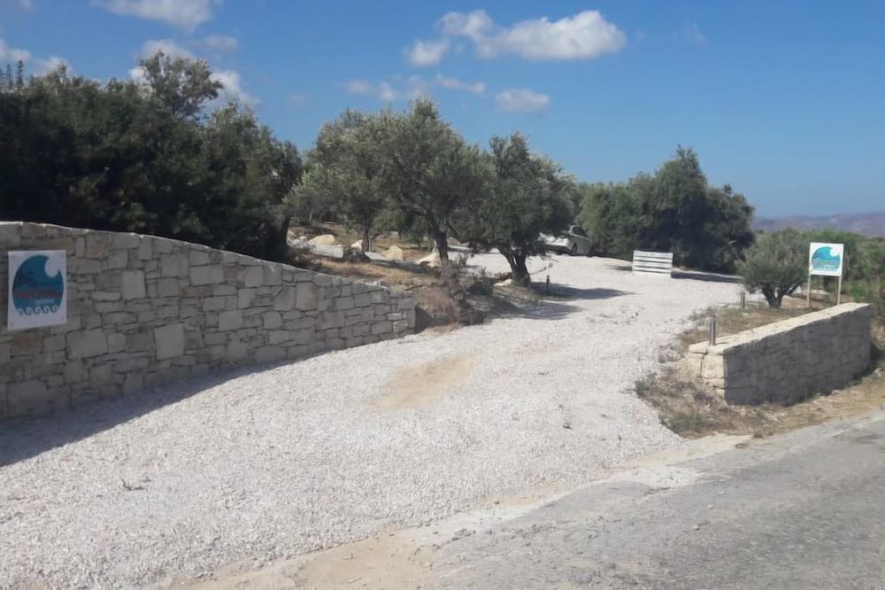 Photo of Outdoor in Plakalona