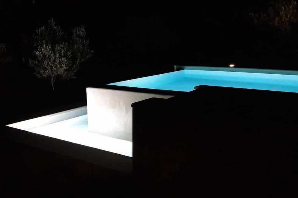 Photo of Outdoor in Plakalona