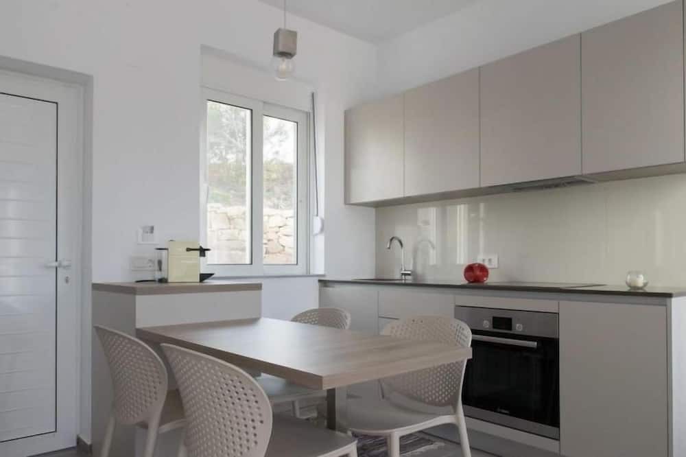 Photo of Kitchen in Plakalona