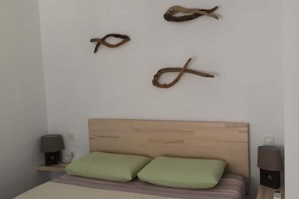 Photo of Bedroom in Plakalona