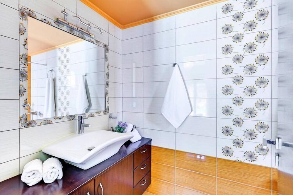 Photo of Bathroom in Kournas