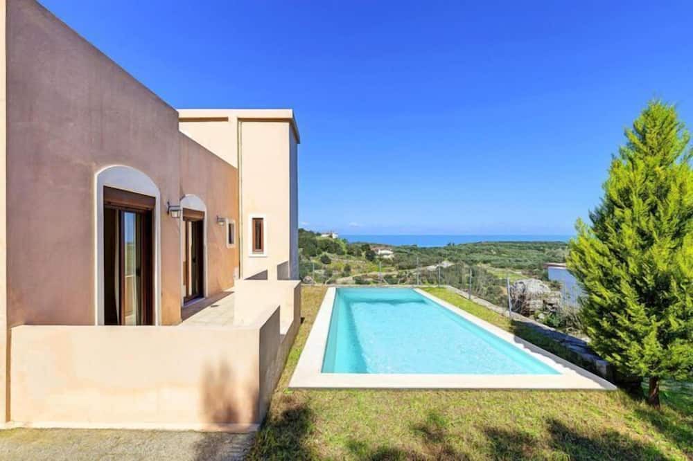 Photo of Outdoor in Kournas