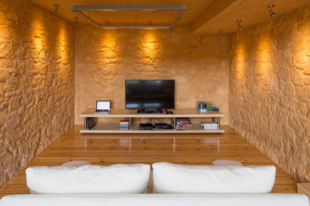 Photo of Bedroom in Marathi