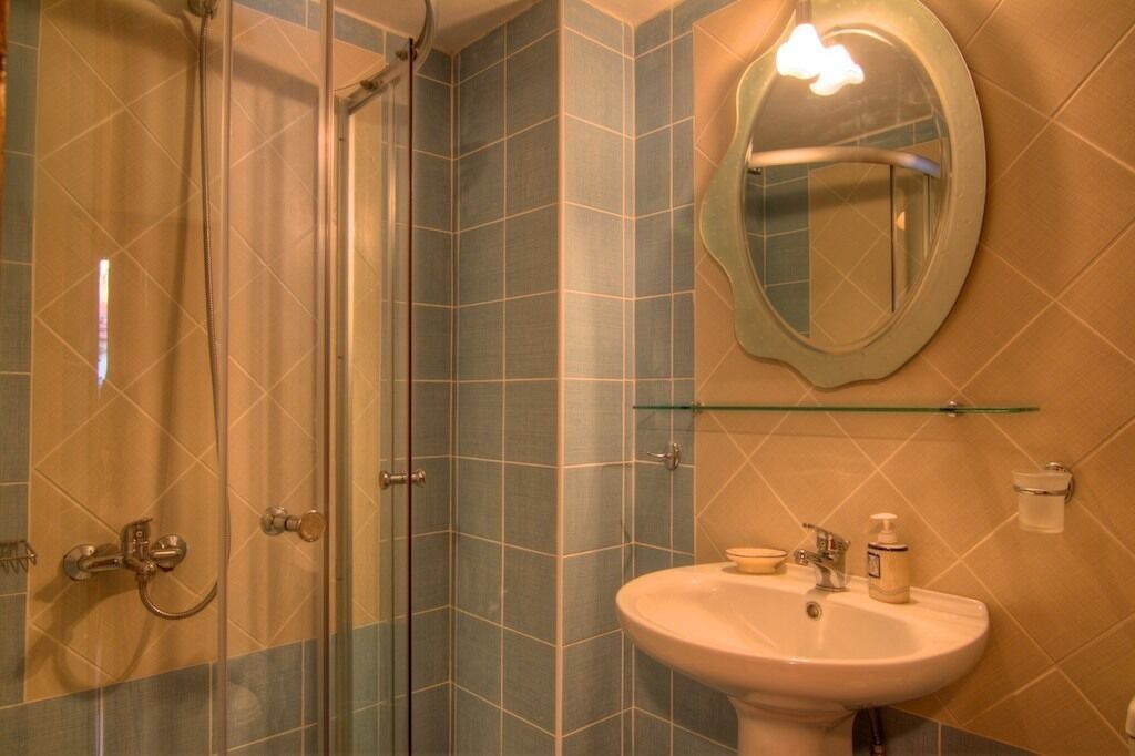 Photo of Bathroom in Panormos