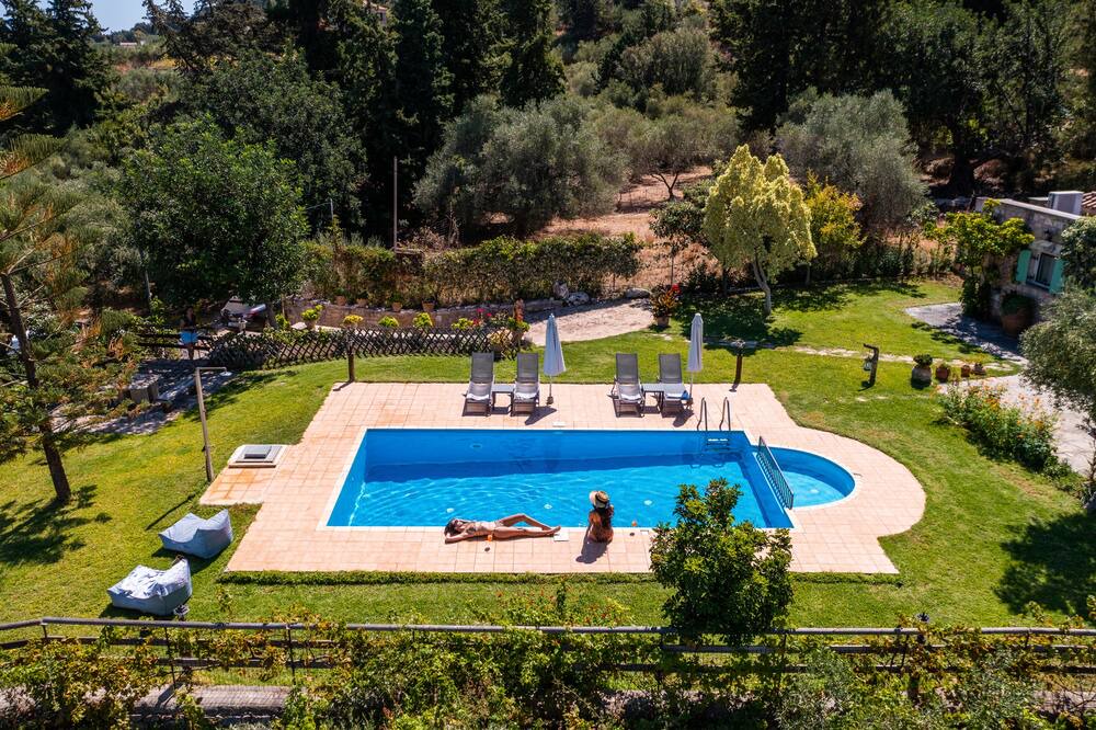 Photo of Outdoor in Filippos