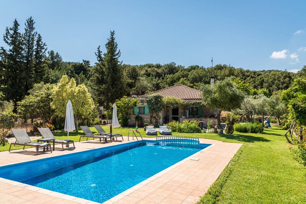 Photo of Outdoor in Filippos