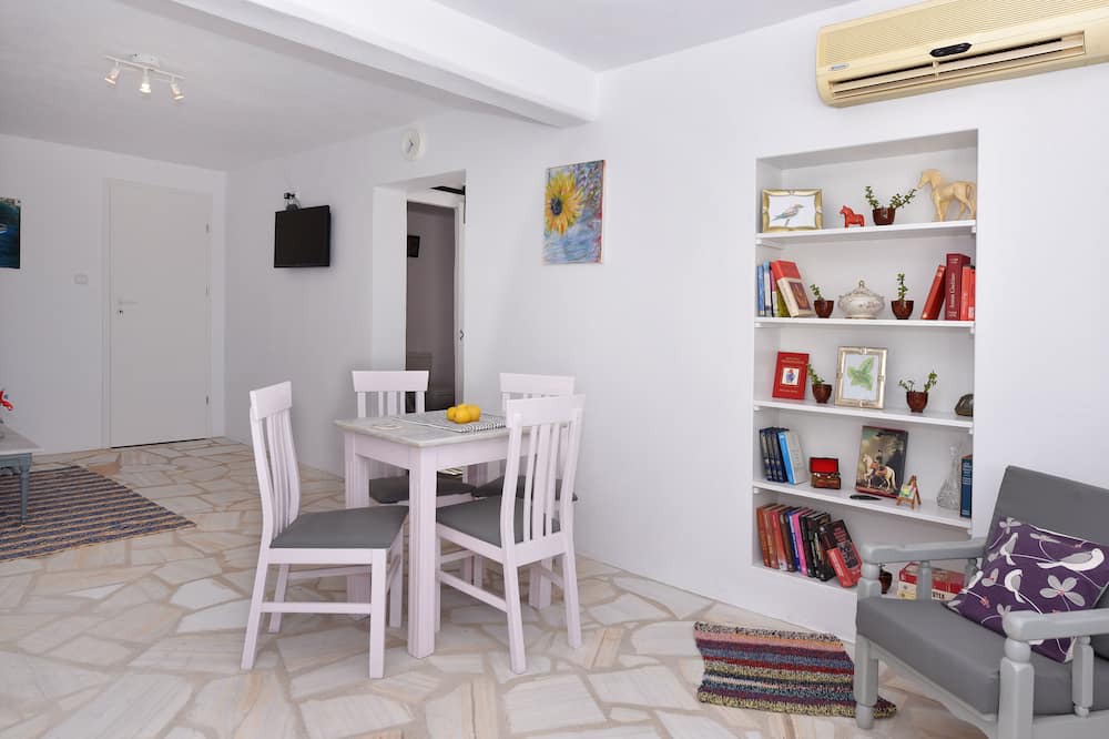 Photo of Livingroom in Megas Gialos