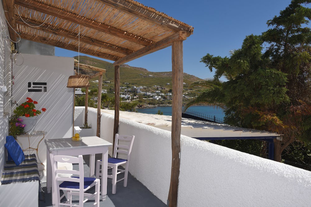Photo of Patio Balcony in Megas Gialos