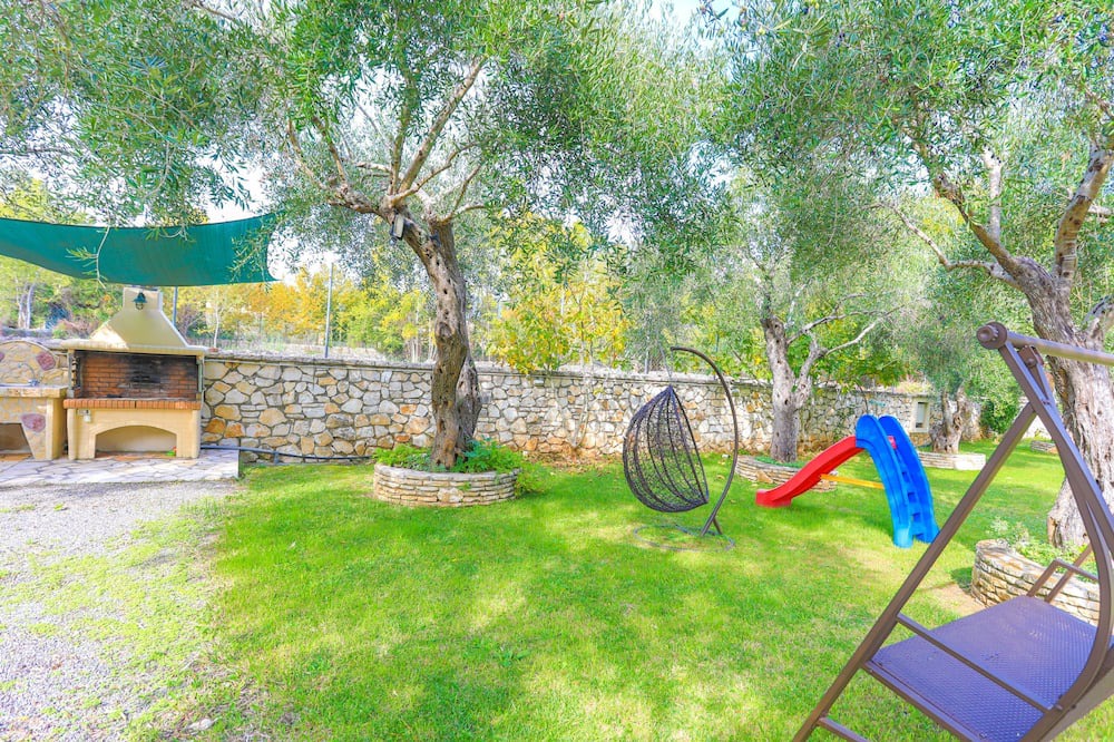Photo of Outdoor in Dassia