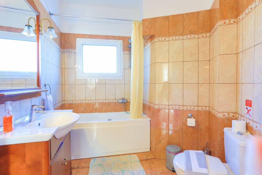 Photo of Bathroom in Dassia