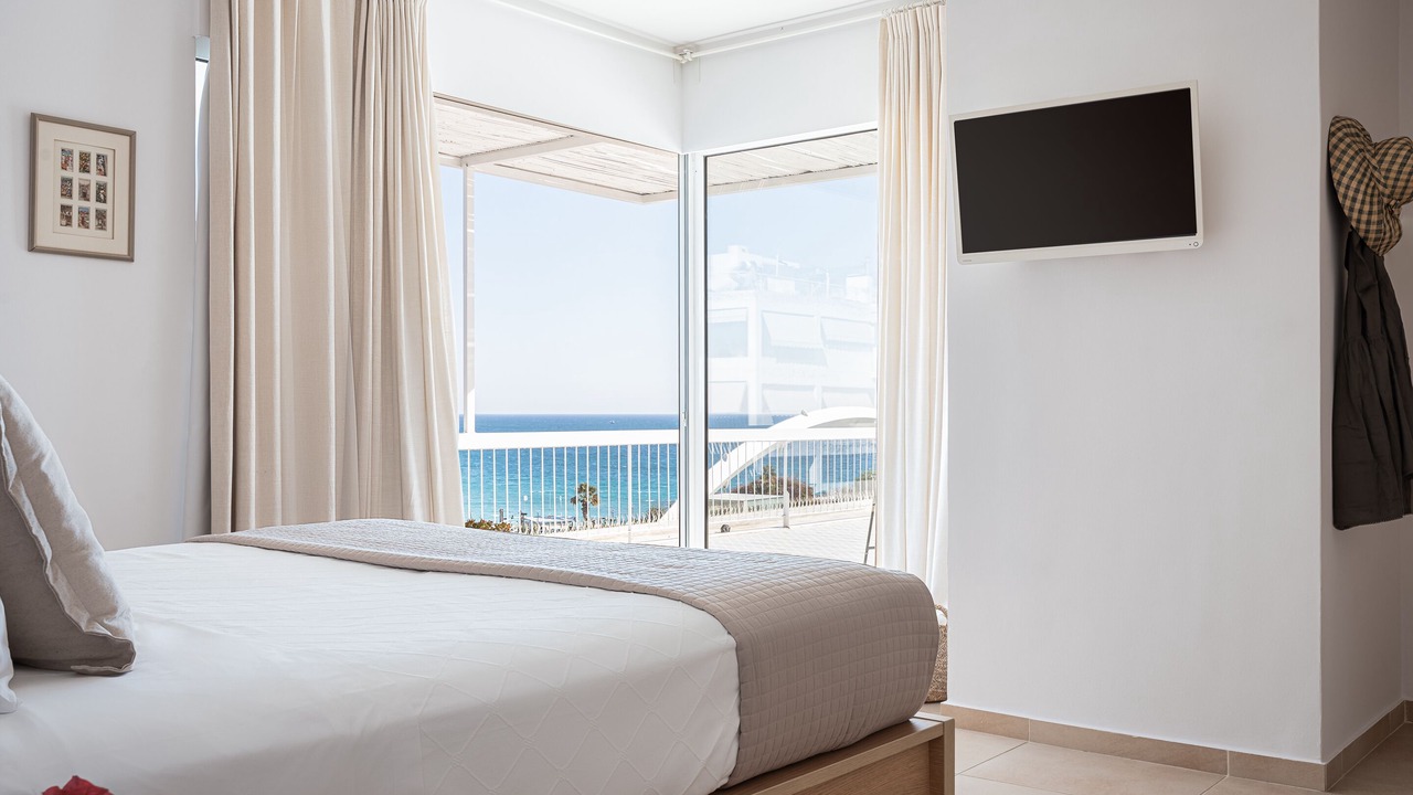 Photo of Bedroom in Alimos
