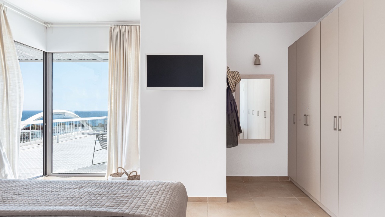 Photo of Bedroom in Alimos