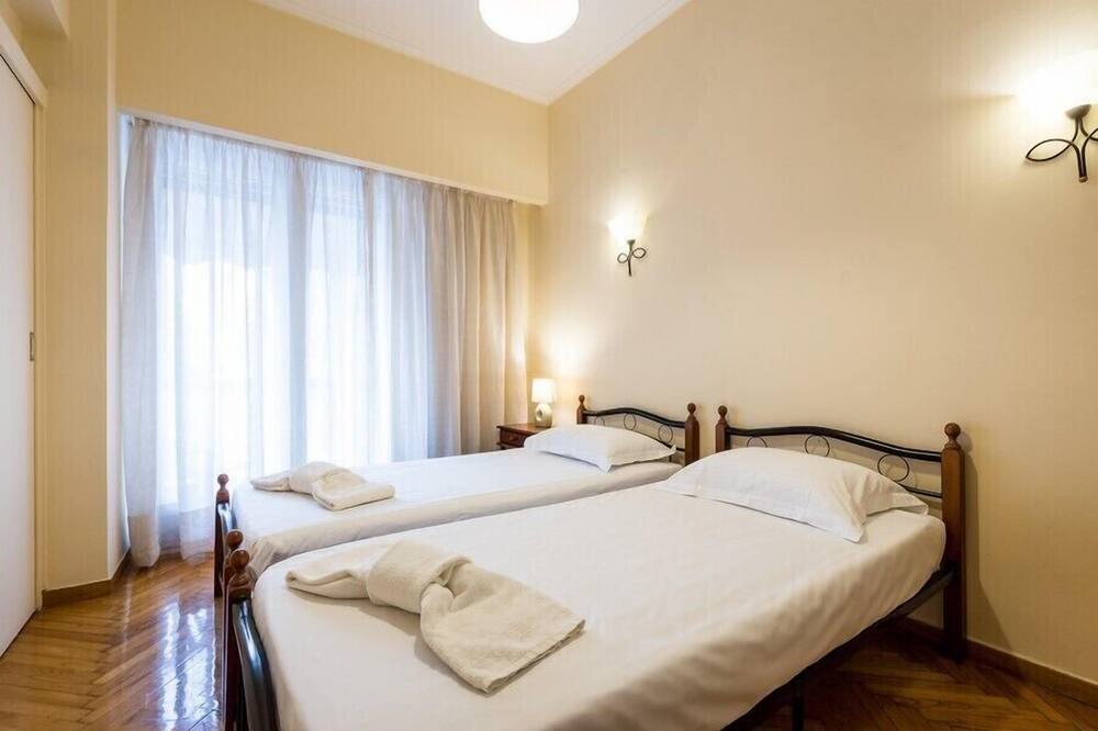 Photo of Bedroom in Platia Viktorias