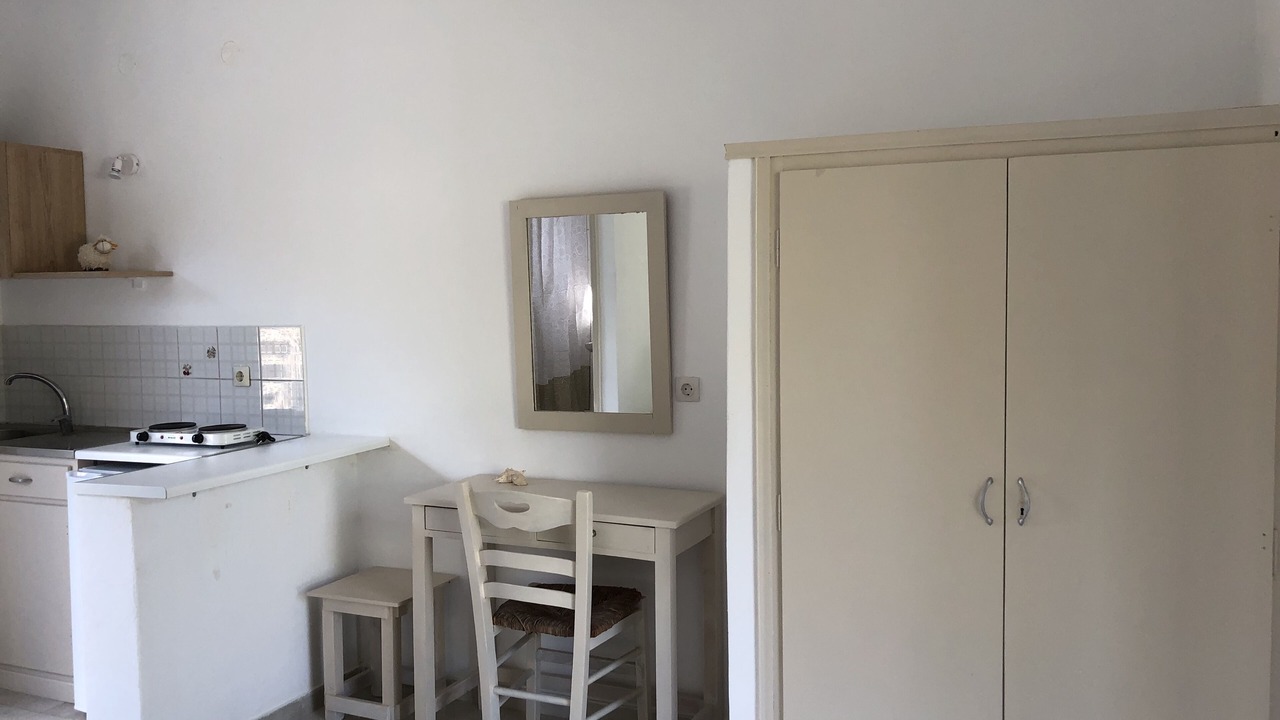 Photo of Bedroom in Melikia