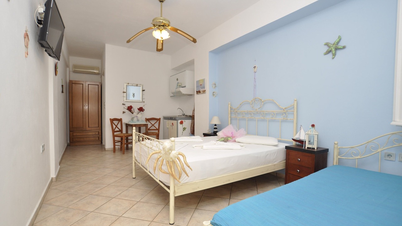 Photo of Bedroom in Megas Gialos