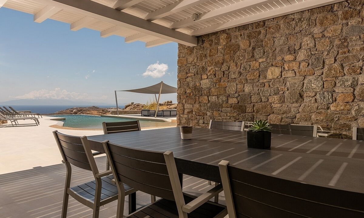 Photo of Outdoor in Plintri