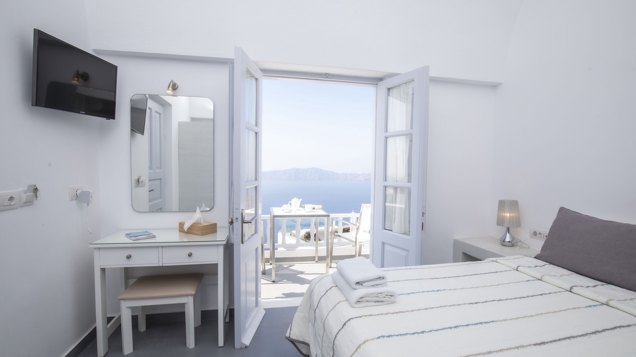 Photo of Bedroom in Firostefani