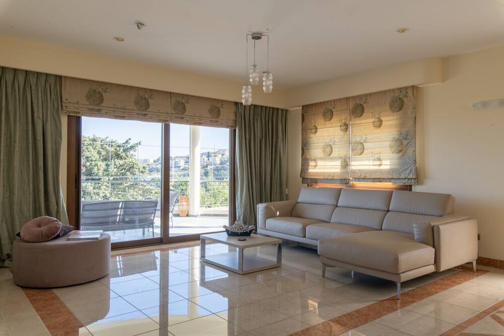 Photo of Livingroom in Asgourou