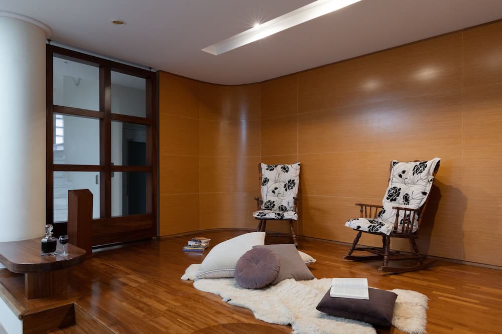Photo of Livingroom in Asgourou