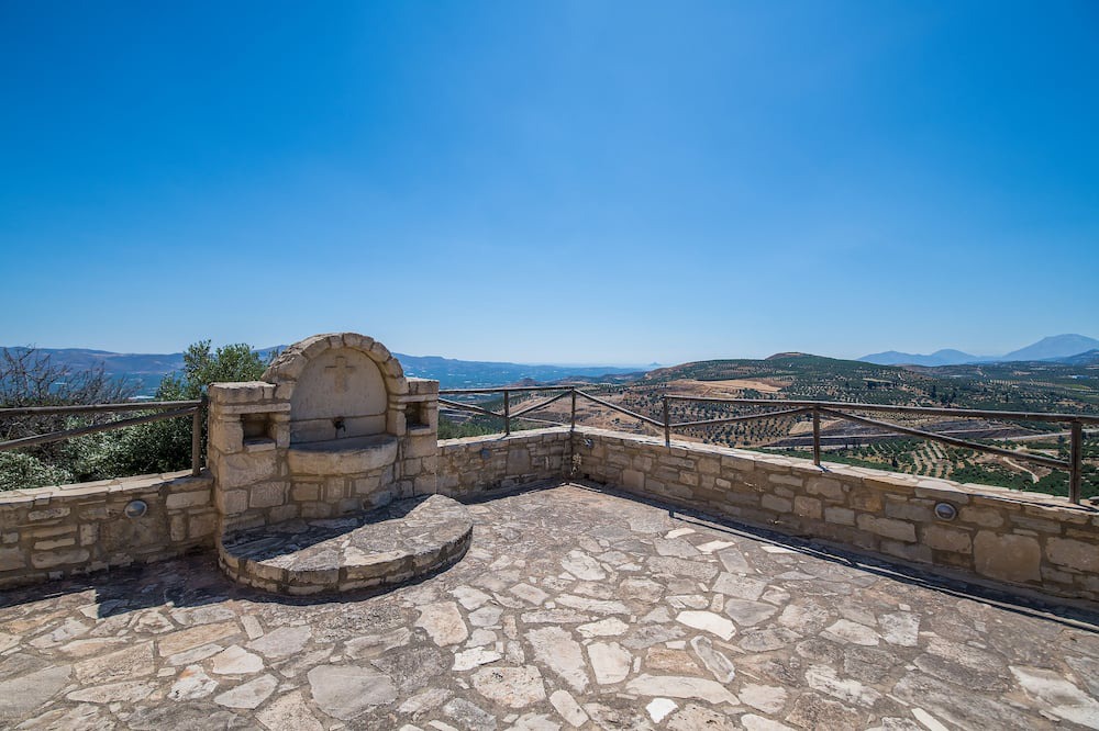 Photo of Patio Balcony in Plouti
