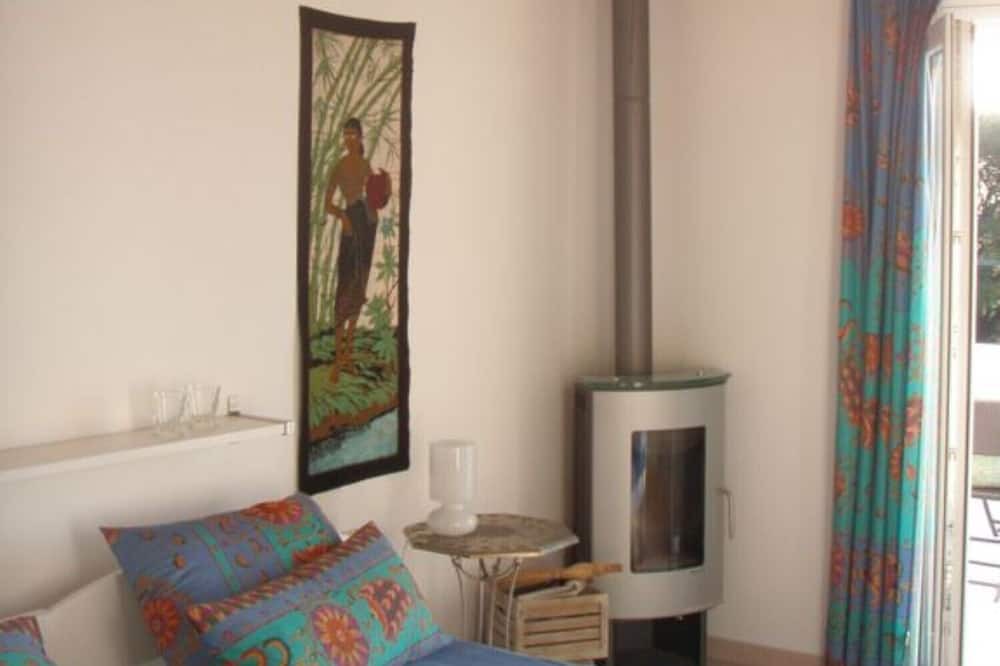 Photo of Bedroom in Votsi
