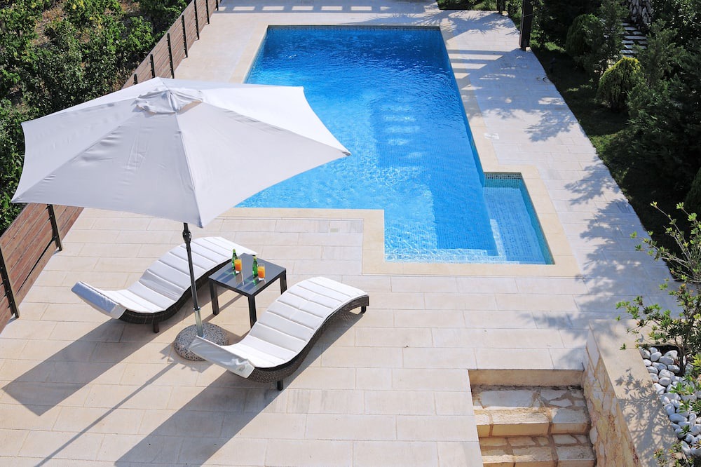 Photo of Outdoor in Dhrakata