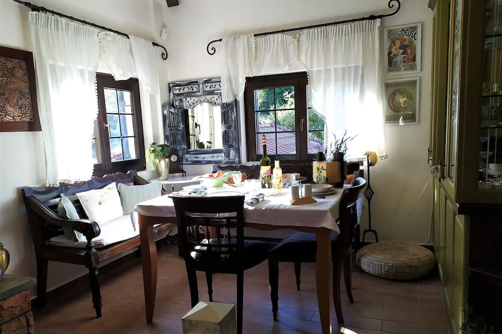 Photo of Livingroom in Zakas
