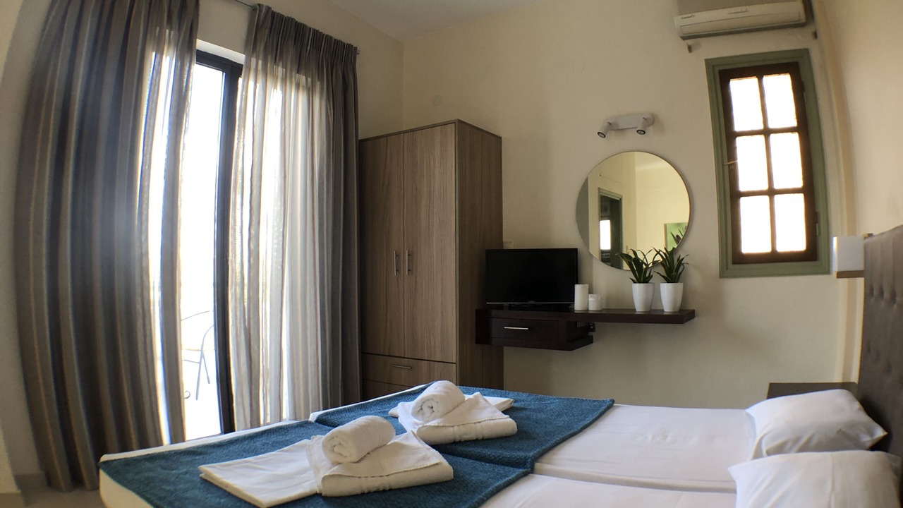 Photo of Bedroom in Platanes
