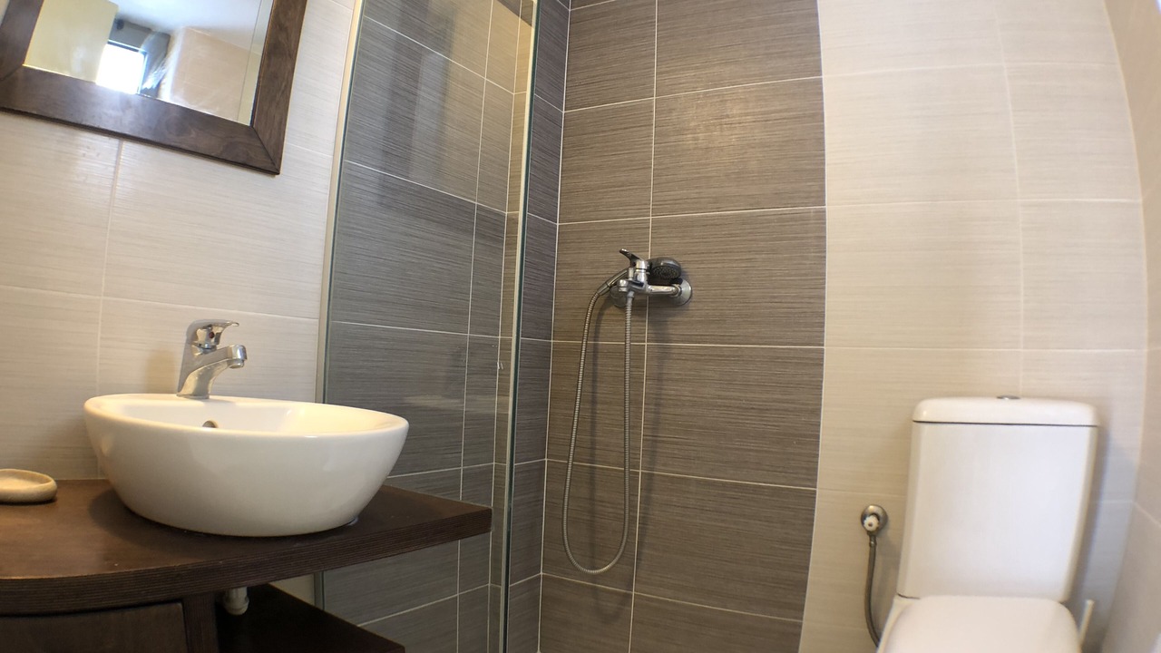 Photo of Bathroom in Platanes