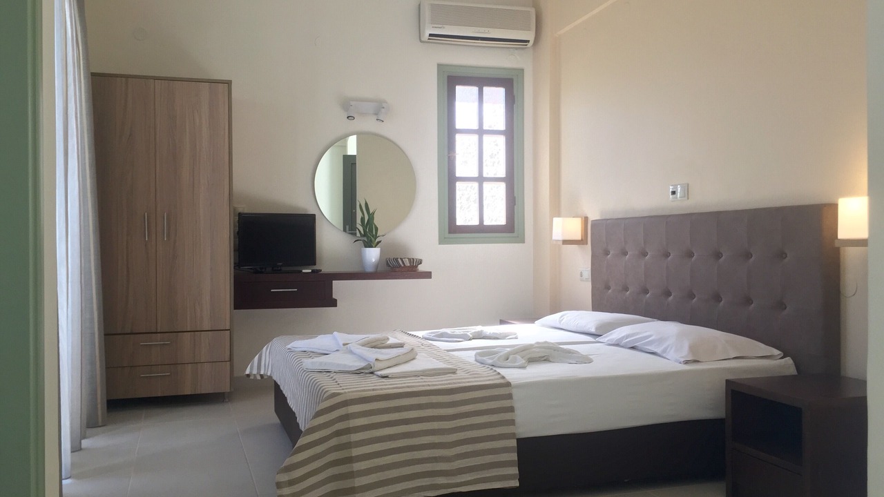 Photo of Bedroom in Platanes