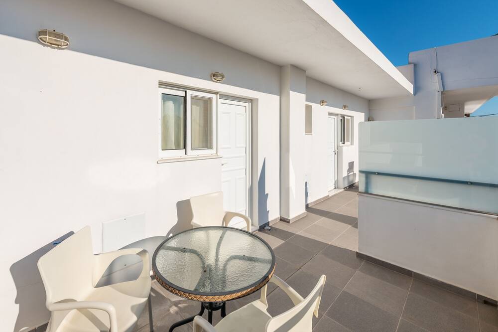 Photo of Patio Balcony in South Rhodes